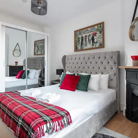 Gorgeous One Bed Aircon In The Heart Of *