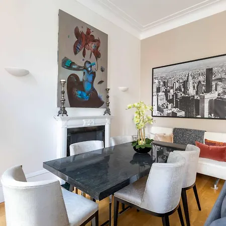 Апартаменты Renovu Premium Homes In Kensington Лондон
