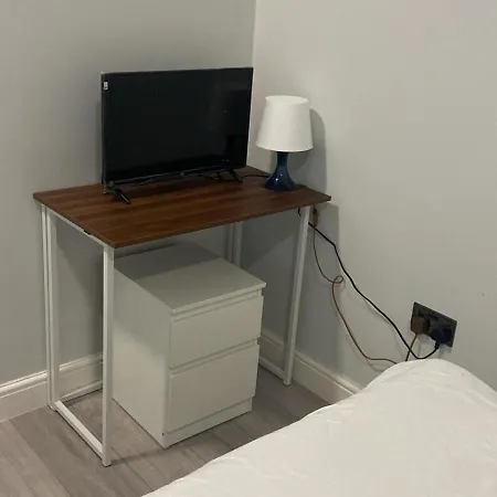 דירה Guest & Rest 15