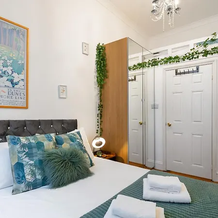Apartment Deluxe Airconditioned Two Bed In Covent Garden London