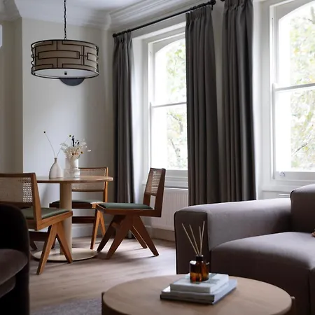 Gulaid House Knightsbridge By Bob W 5*