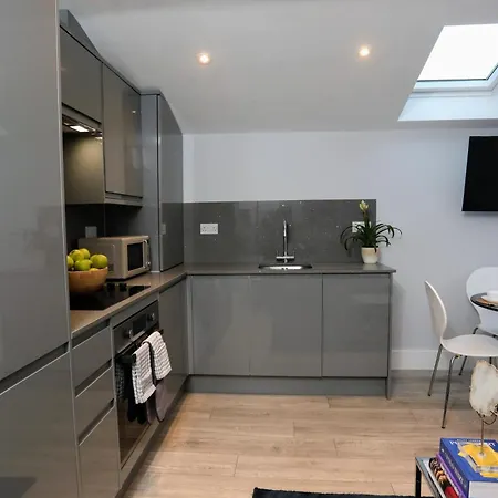 Apartment Aisiki Apartments: Pet-friendly With Air Con & Free Wifi Finchley