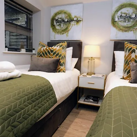 Aisiki Apartments: Pet-friendly With Air Con & Free Wifi Apartment *