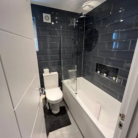 Apartment Aisiki Apartments: Pet-friendly With Air Con & Free Wifi