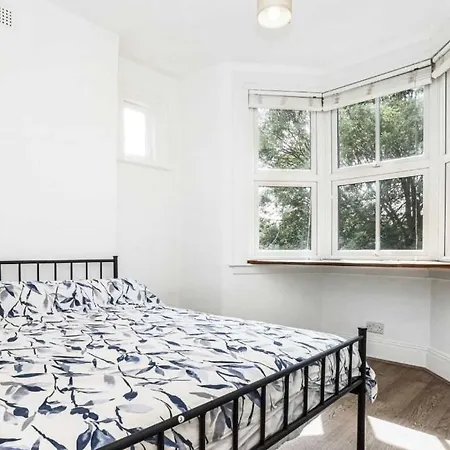 Apartamento Bright And Stylish 2 Bedroom First Floor Flat