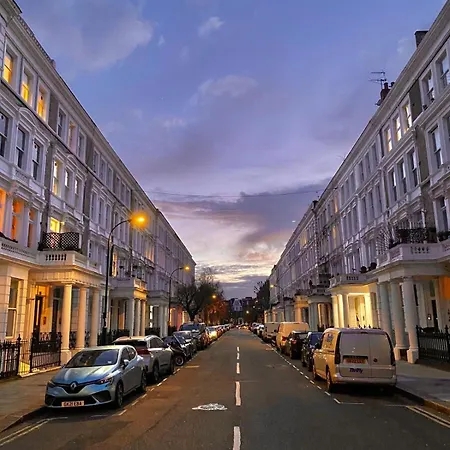 Apartment Modern Flat In Victorian West Kensington Mansion