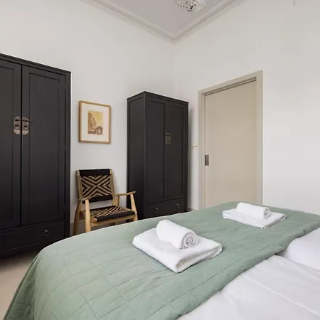 The Tree House 2 Bedroom By Hyde Park *