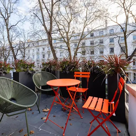 Apartment The Tree House 2 Bedroom By Hyde Park *