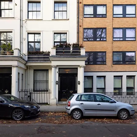 The Tree House 2 Bedroom By Hyde Park