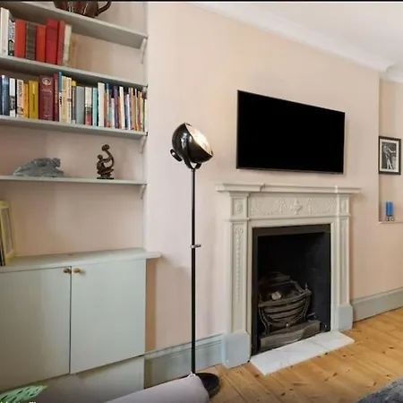 Holborn Home: Find Iconic *