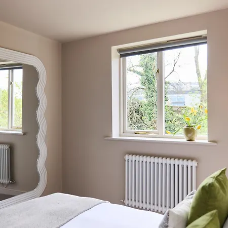 The Wonder - Lovely 1bdr Flat With Parking Apartman *