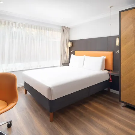 Doubletree By Hilton - Hyde Park 4*