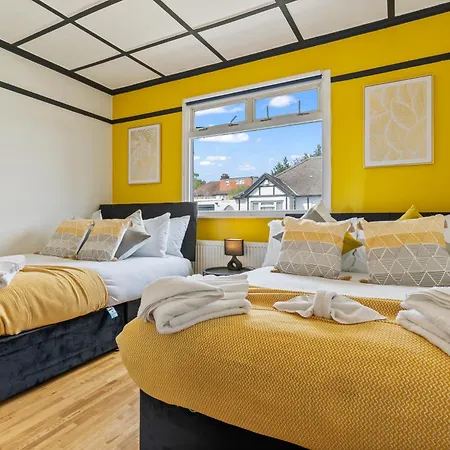 Daire Heart Of Acton - Perfect For Large Groups