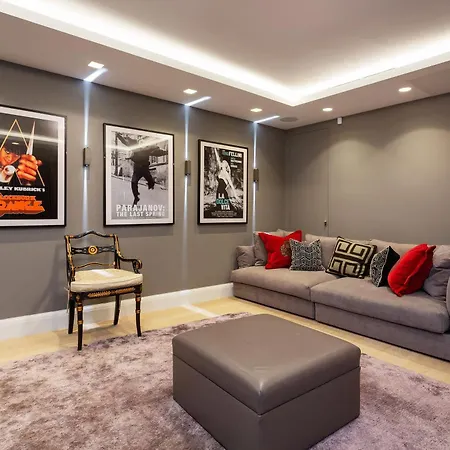Holiday home Veeve - Lavish And Luxe *