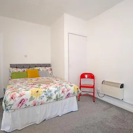 Flat In Clapham Budget Friendly Apartmán Londýn