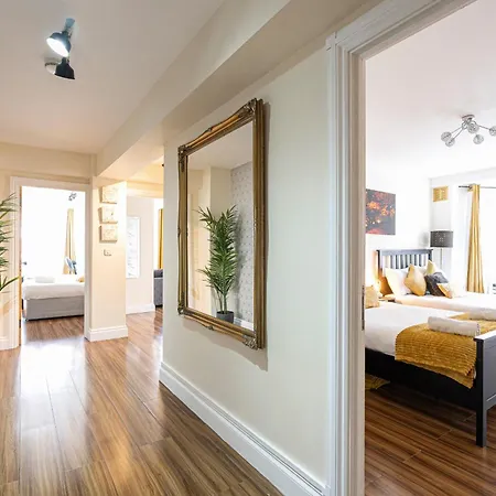 Apartment 3 Bedrooms Near Hyde Park & Oxford St *
