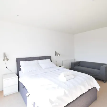 Heights Apartment Edgware