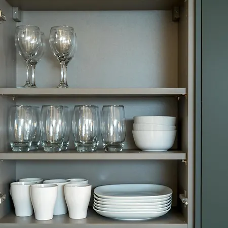 Apartment Skyvillion - Cozy Large 4 & 1 Bed In Enfield, Mins To Tube Station, Free Wi-fi *