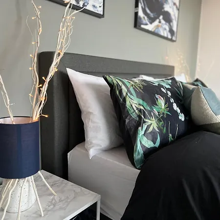 Ft8 Brick Lane Apartment