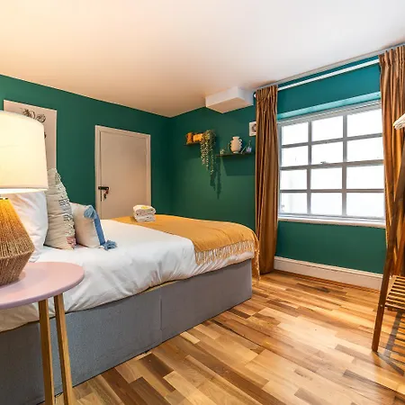 Paddington-marble Arch Duplex Apartment *