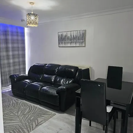 Holiday Apartment *