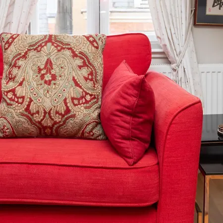 Modern Floor 2bd Flat - Kensington *