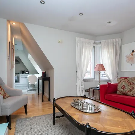 شقة Modern Floor 2bd Flat - Kensington *