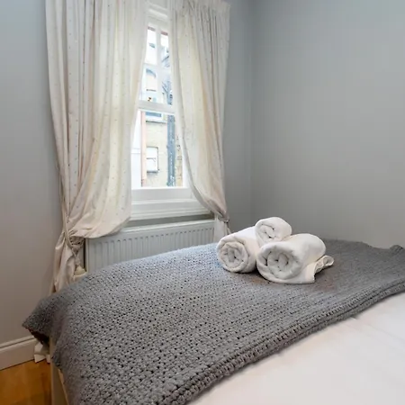 شقة Modern Floor 2bd Flat - Kensington لندن