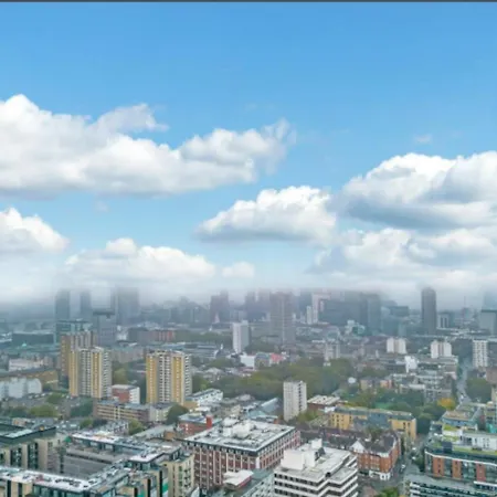 4-bed Flat With Stunning Views Apartment *