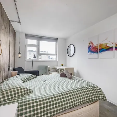 4-bed Flat With Stunning Views