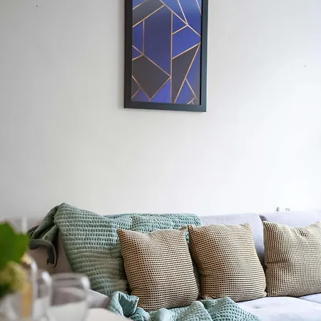 One Bed Apt By Livestay Short Lets & Serviced Accommodation London Apartamento