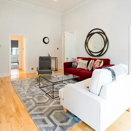 Primrose Hill Park Apartment *