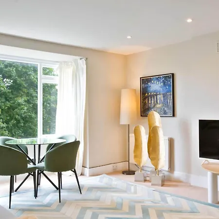 Primrose Hill Park Apartment London