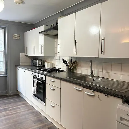 Alloggio in famiglia Luxury In A 4 Bedroom Flat! 4 Minutes Walk To Kingscross, St Pancras
