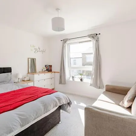 With Beautiful View Apartment London