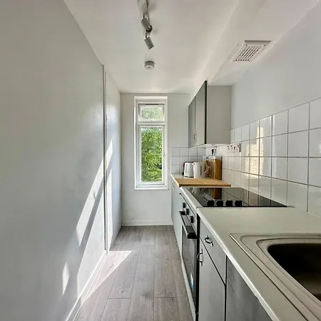 Cosy 2 Bedroom Flat In Manor House *