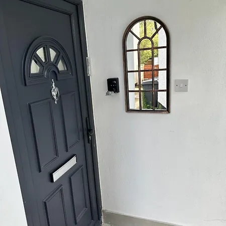 Bespoke Gallery * Hendon
