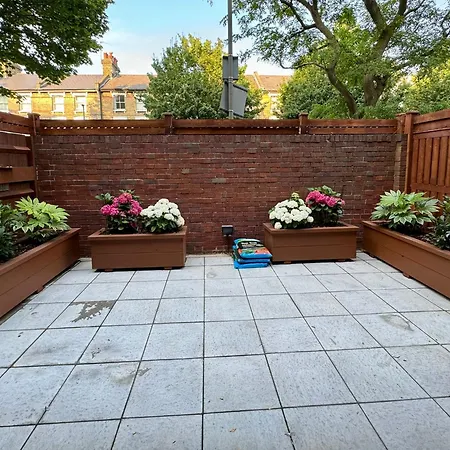 Homestay Goulden House D London