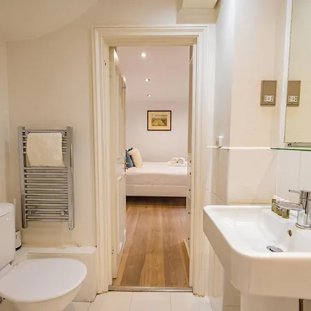 Apartment Gorgeous 3 B Edroom In Little Venice *