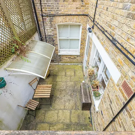 Apartment Gorgeous 3 B Edroom In Little Venice