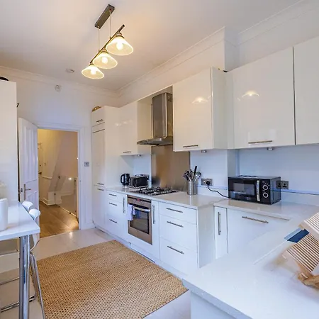 Gorgeous 3 B Edroom In Little Venice * London