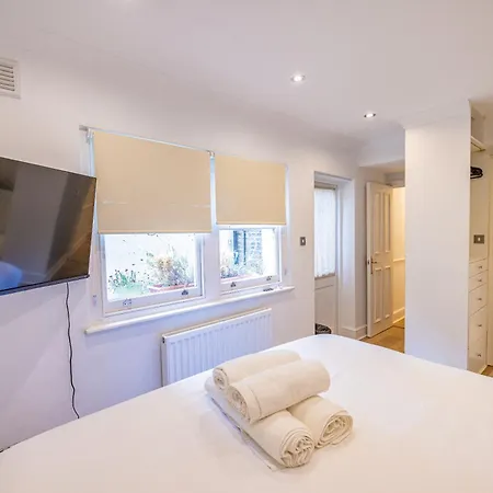 Apartment Gorgeous 3 B Edroom In Little Venice London
