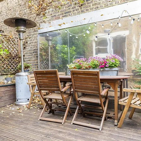 Gorgeous 3 B Edroom In Little Venice *