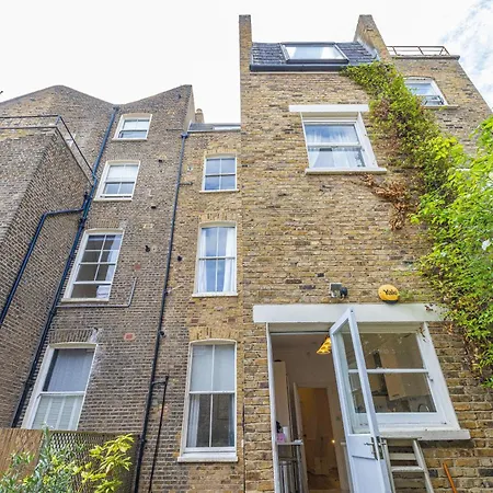 Gorgeous 3 B Edroom In Little Venice London