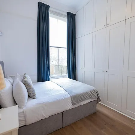 Apartment Gorgeous 3 B Edroom In Little Venice
