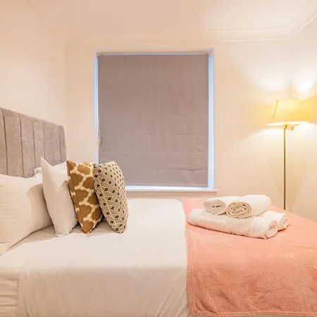 Apartment Gorgeous 3 B Edroom In Little Venice London