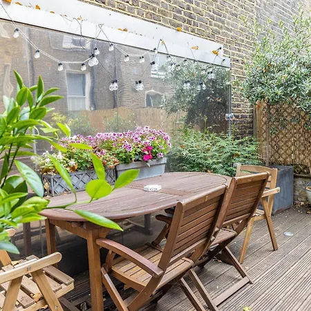 Apartment Gorgeous 3 B Edroom In Little Venice