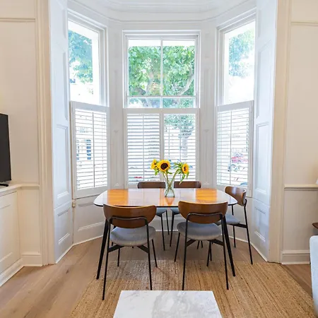 Apartment Gorgeous 3 B Edroom In Little Venice London