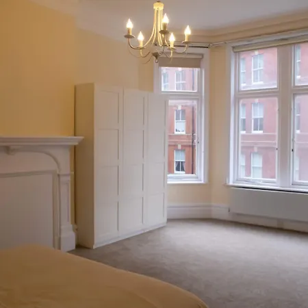 Апартаменты Renovu Premium Homes In Kensington Лондон