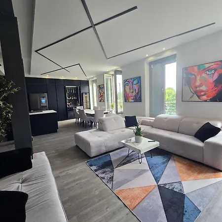 Apartment Riverside Place London